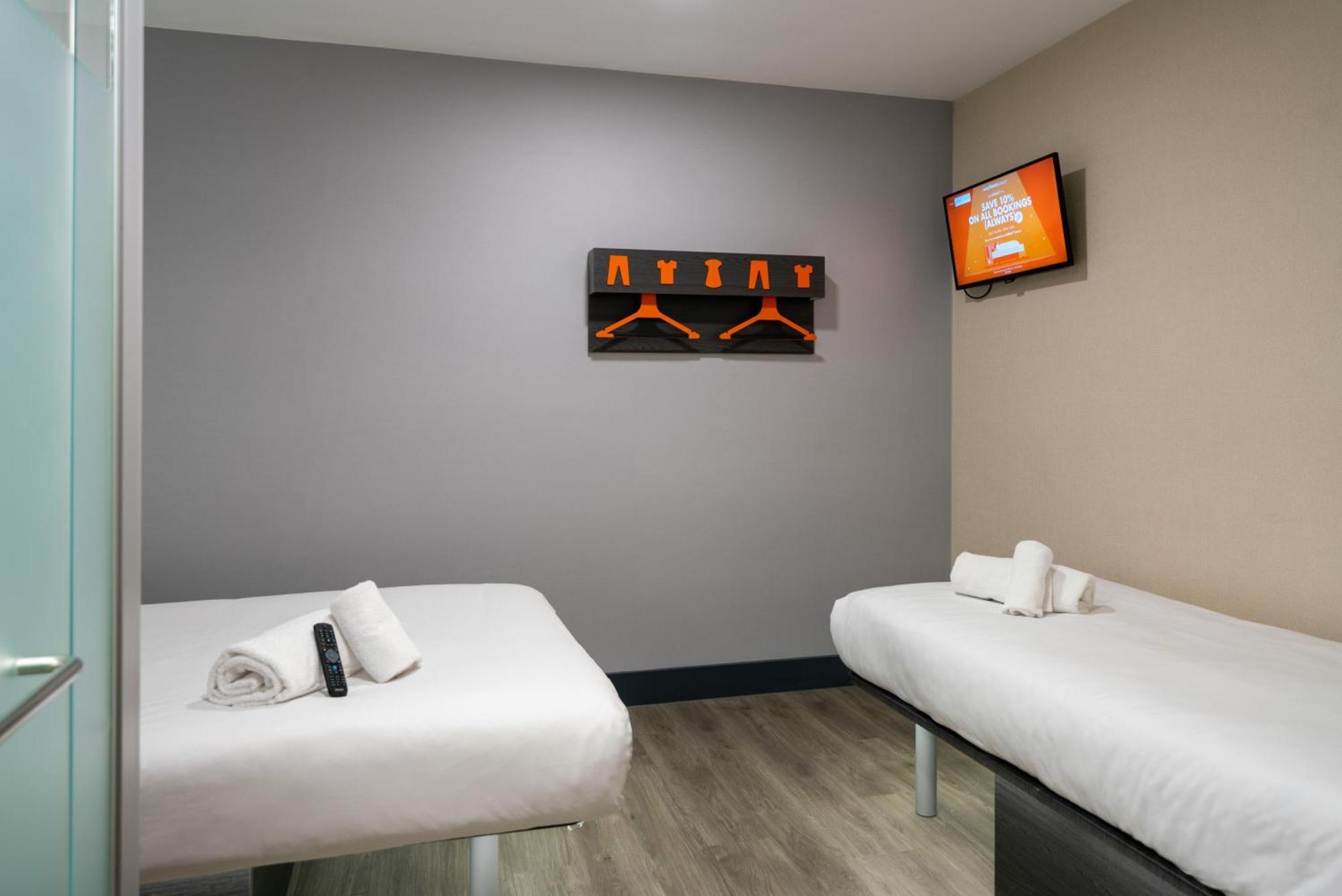 Easyhotel Ипсуич Екстериор снимка