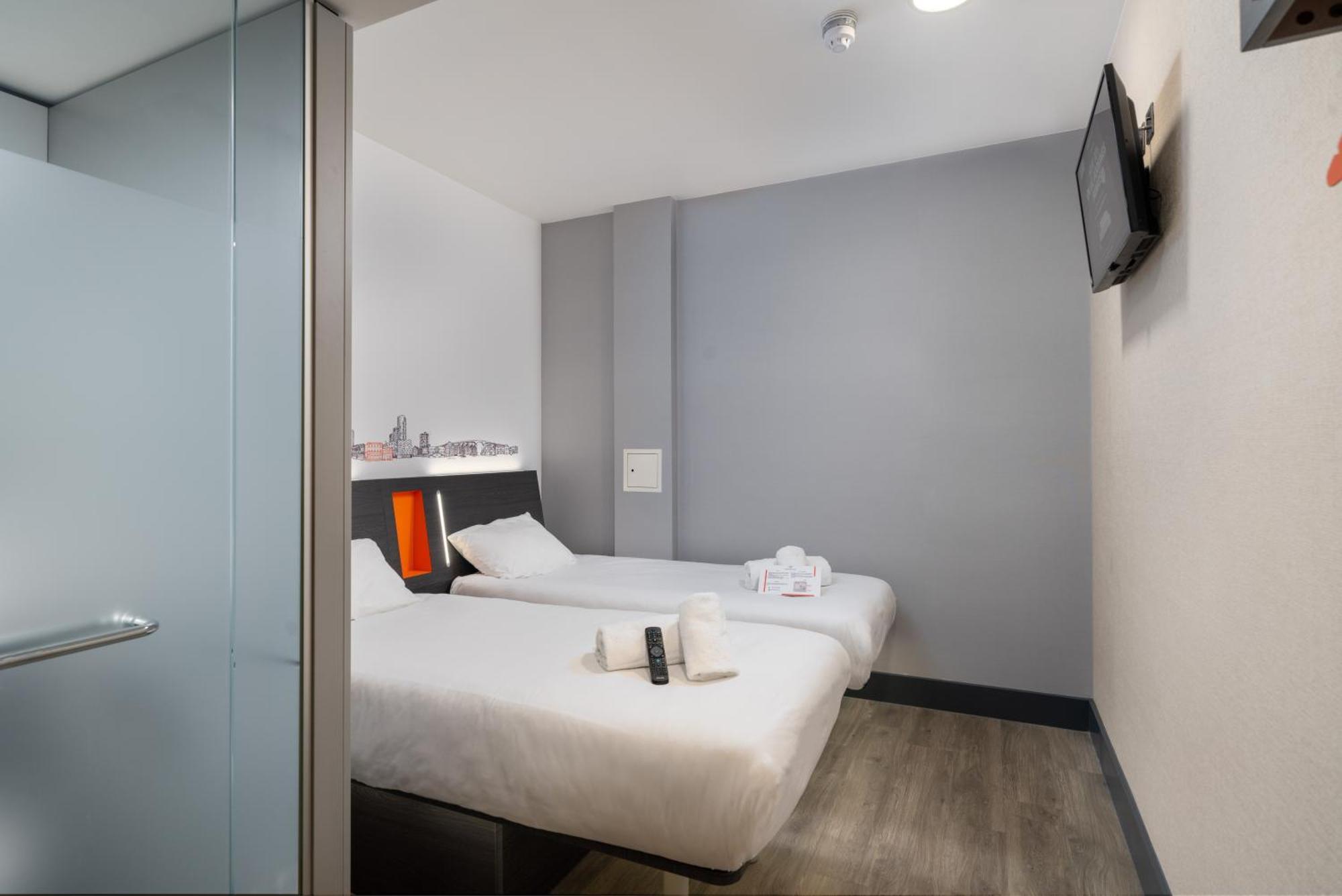 Easyhotel Ипсуич Екстериор снимка